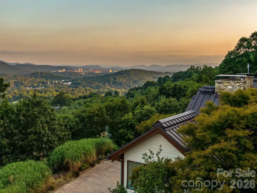 10 Beaverbrook Court, Asheville, NC 28804 - #3
