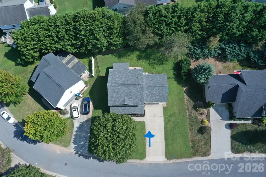 236 17th Avenue Se, Hickory, NC 28602 - #2