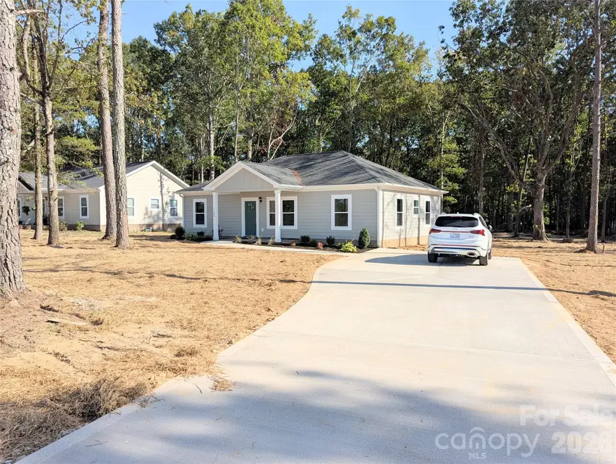1609 N Sutherland Avenue, Monroe, NC 28110 - #2