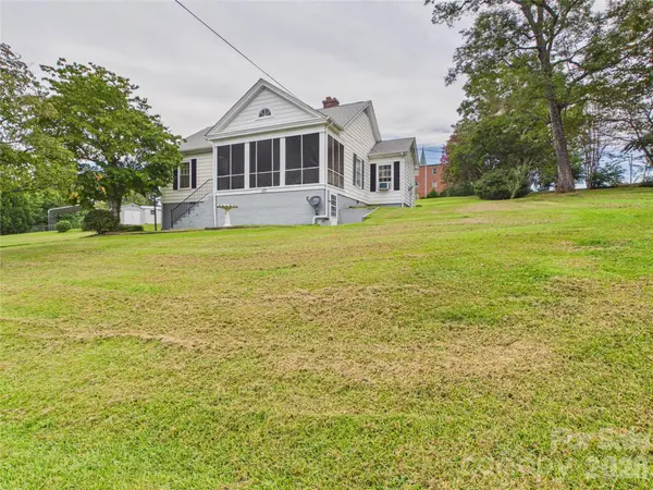 107 Mimosa Avenue, Rhodhiss, NC 28630