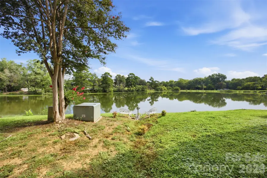 8157 Cedar Glen Drive, Charlotte, NC 28212 - #3