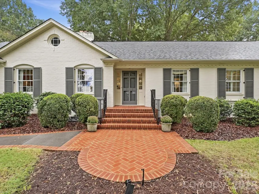 3101 Cloverfield Road, Charlotte, NC 28211 - #2