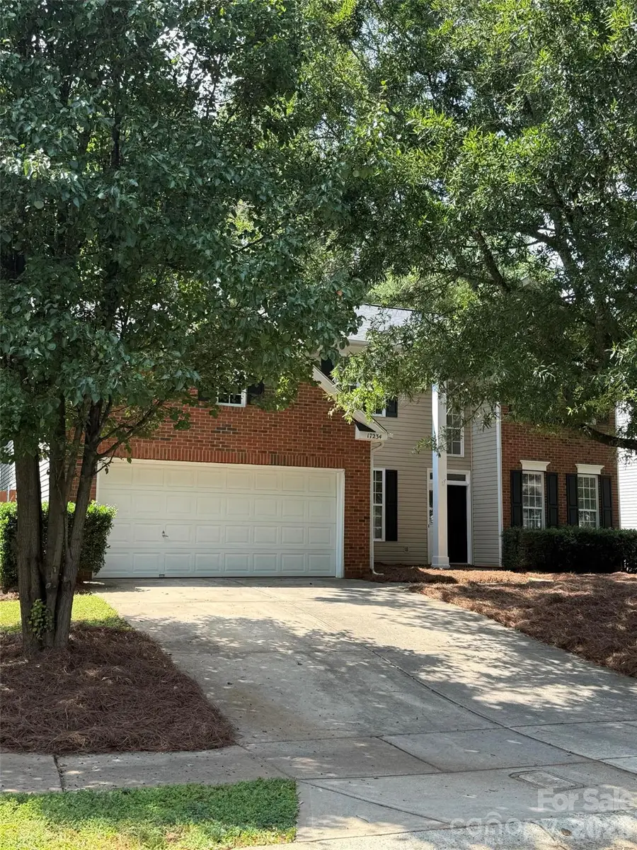 17234 Georgian Hall Drive, Charlotte, NC 28277 - #2