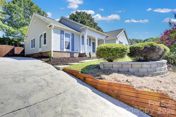201 Sandymead Road, Matthews, NC 28105