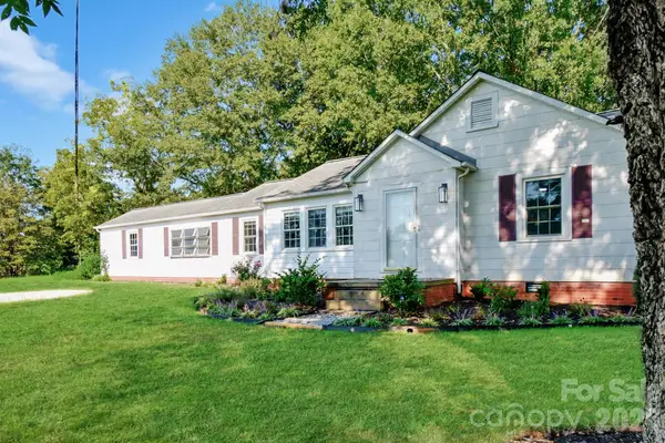 541 Perry Road, Troutman, NC 28166