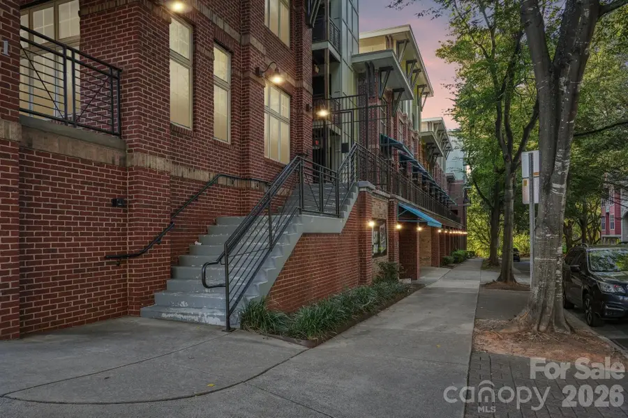 1101 W 1st Street #301, Charlotte, NC 28202 - #2