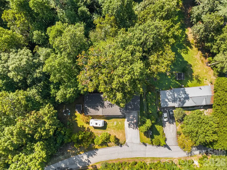 96 Fallswood Court, Hendersonville, NC 28739 - #3