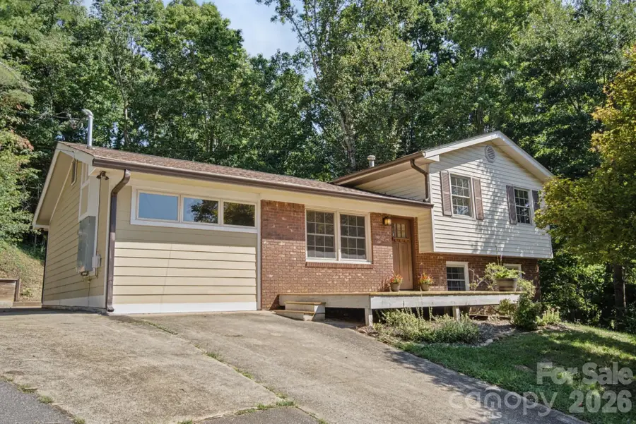 35 Clement Drive, Asheville, NC 28805 - #2