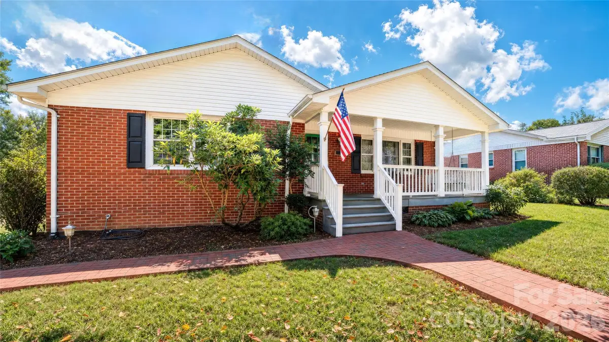 115 N Chestnut Street, Morganton, NC 28655 - #1