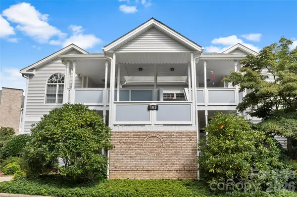 165 Ewbank Garden Drive, Hendersonville, NC 28791