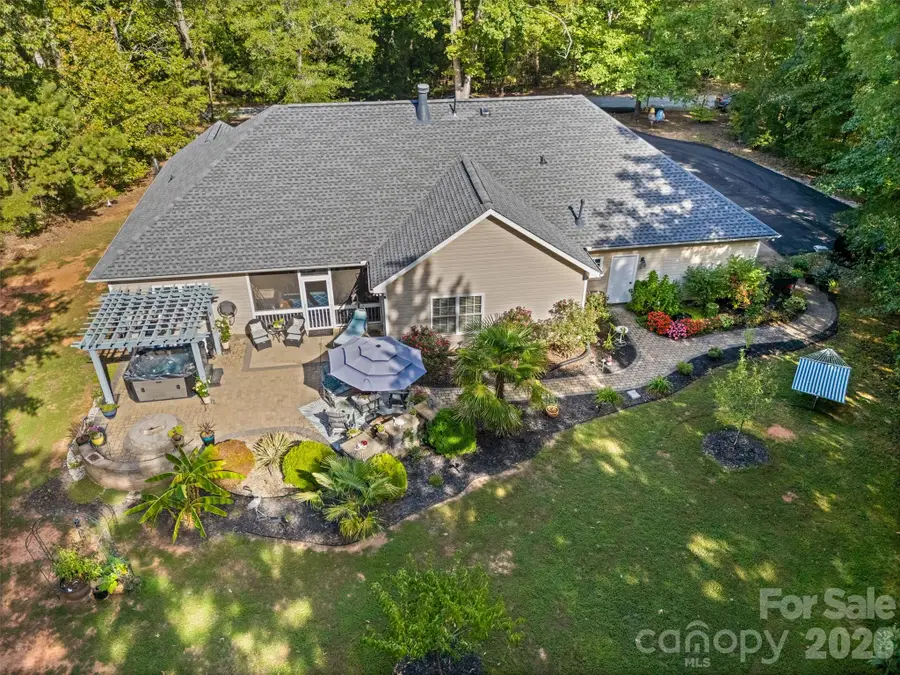 1566 Dirt Road, Lancaster, SC 29720 - #3