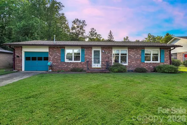 234 Resada Drive, Brevard, NC 28712