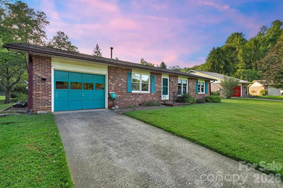 234 Resada Drive, Brevard, NC 28712 - #2