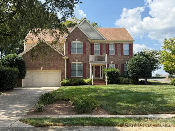 704 Meadow Lake Drive, Matthews, NC 28105
