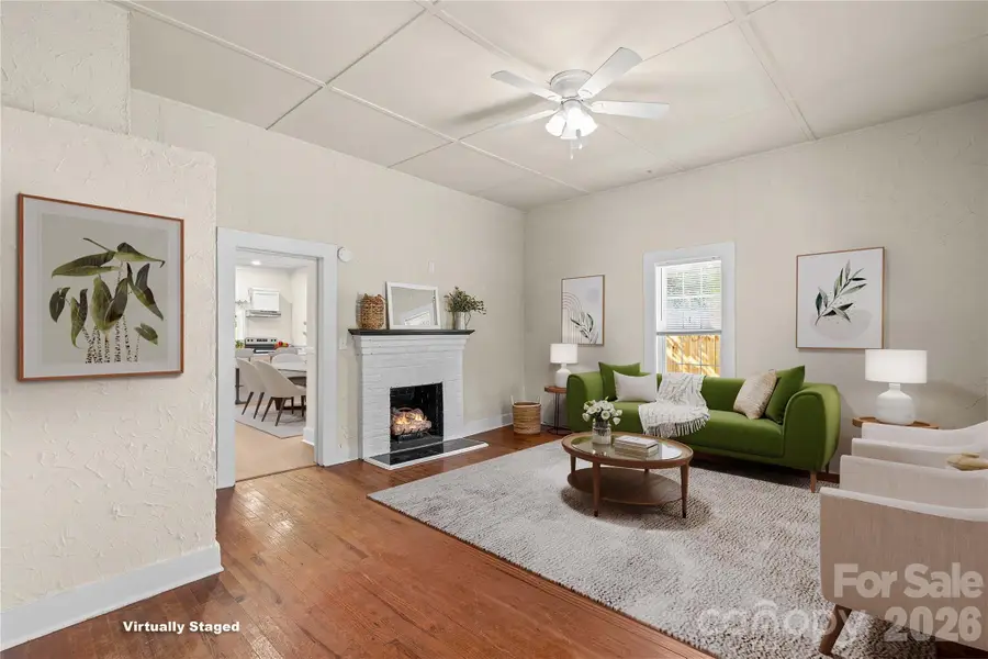 209 E Wilson Avenue, Mooresville, NC 28115 - #3