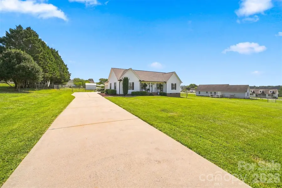 3294 Cascade Trail, Lincolnton, NC 28092 - #3