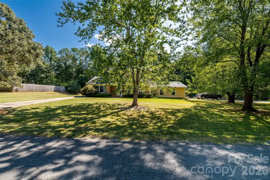 621 S Jackson Avenue, Waxhaw, NC 28173 - #2
