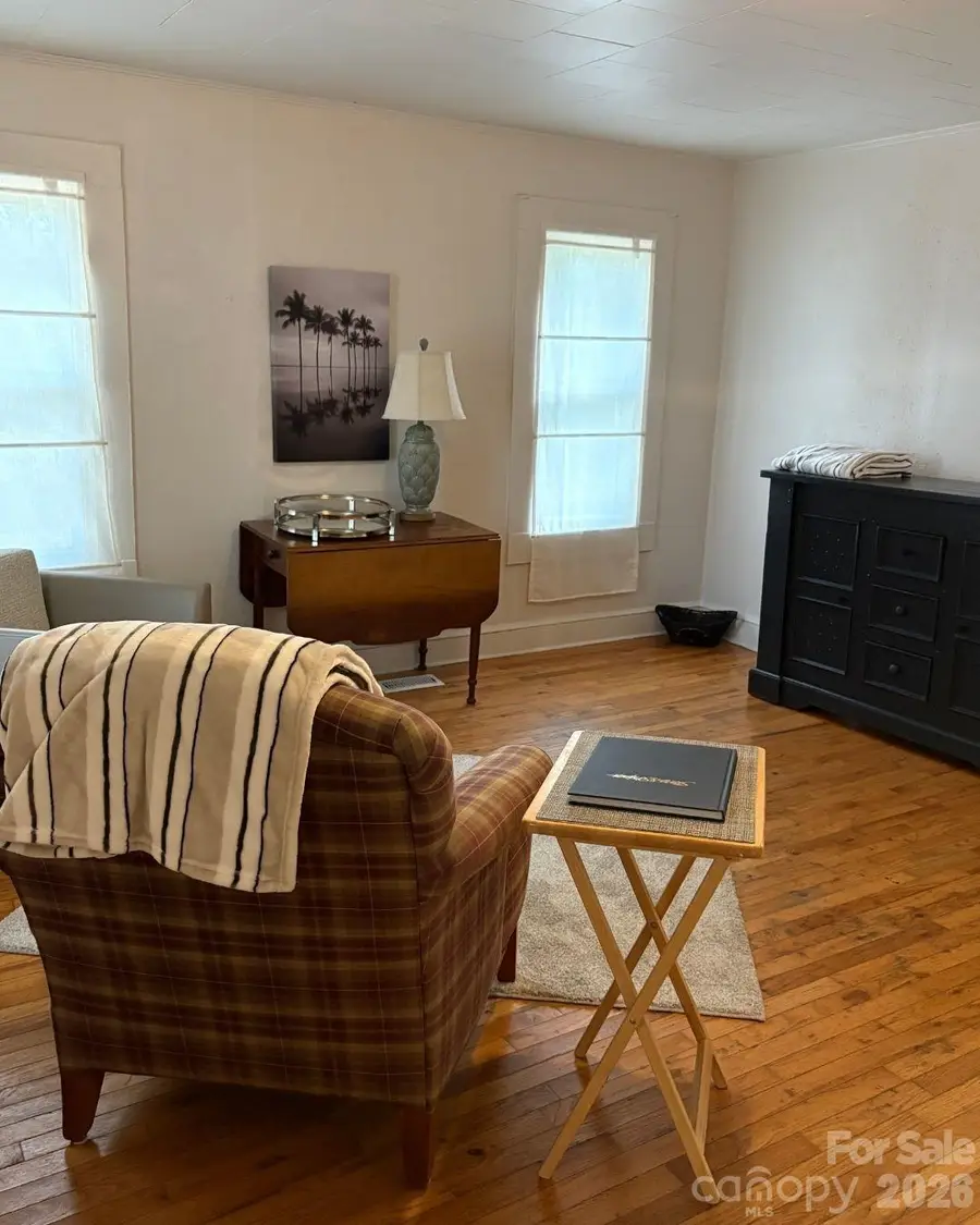 612 24th Street Sw, Hickory, NC 28602 - #2
