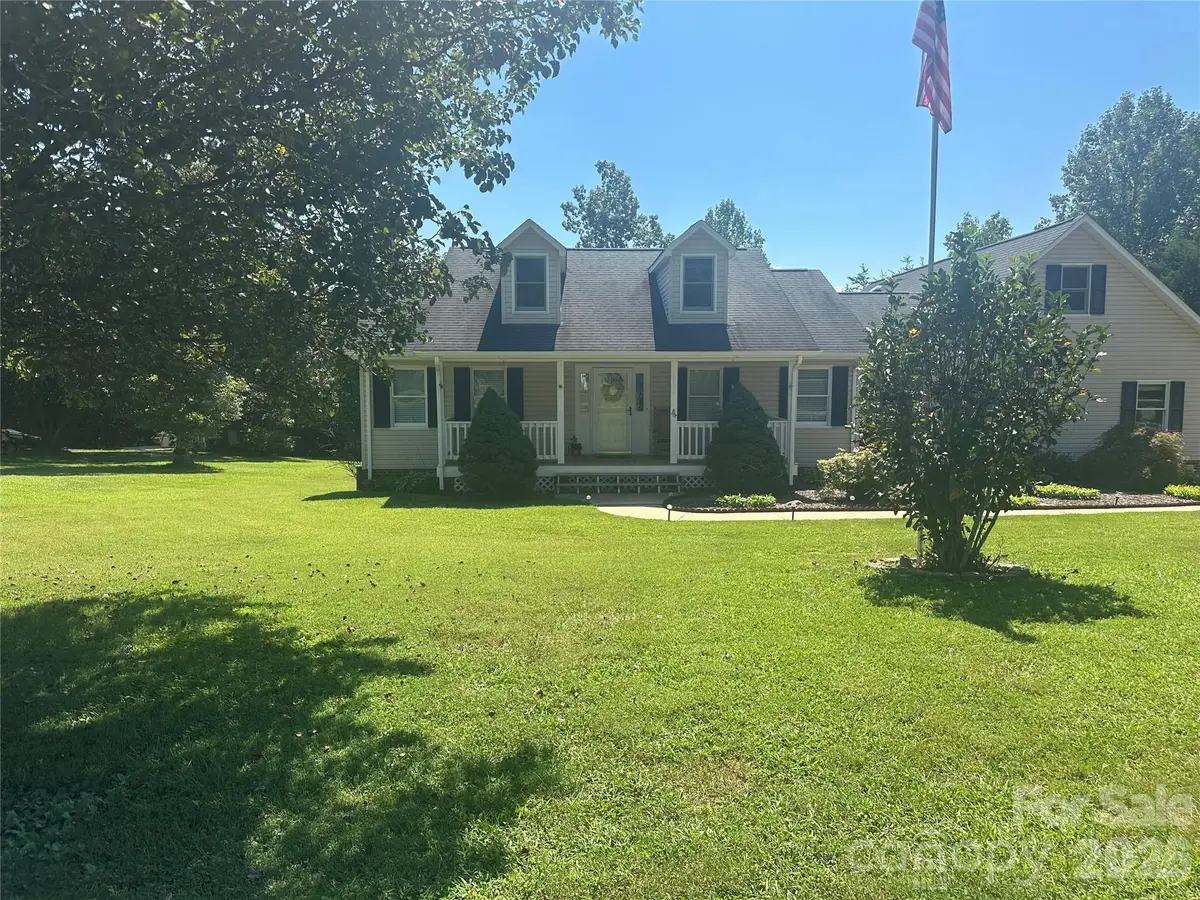 3105 Hunters Ridge Court, Morganton, NC 28655 - #1