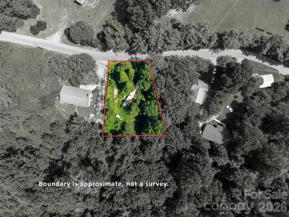 154 Pacolet Street, Saluda, NC 28773 - #1