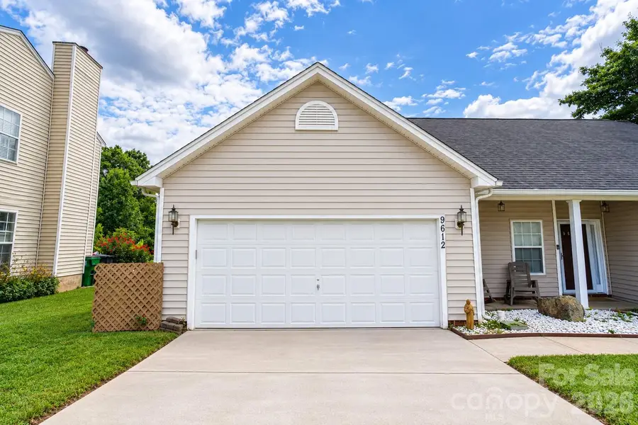 9612 Veronica Drive, Charlotte, NC 28215 - #2