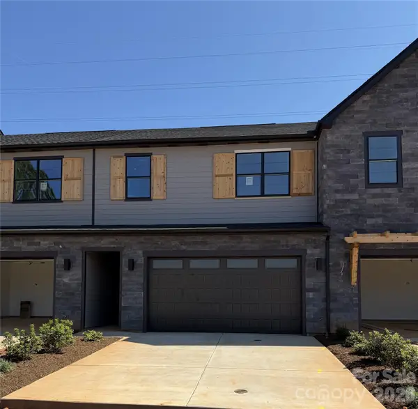 25019 Sprenger Drive, Cornelius, NC 28031