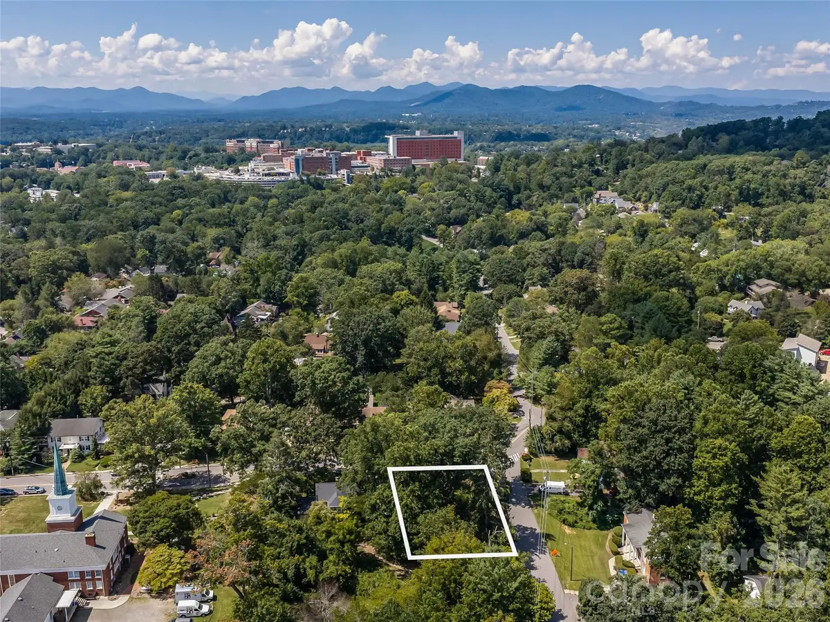 145 Kenilworth Road, Asheville, NC 28803 - #1