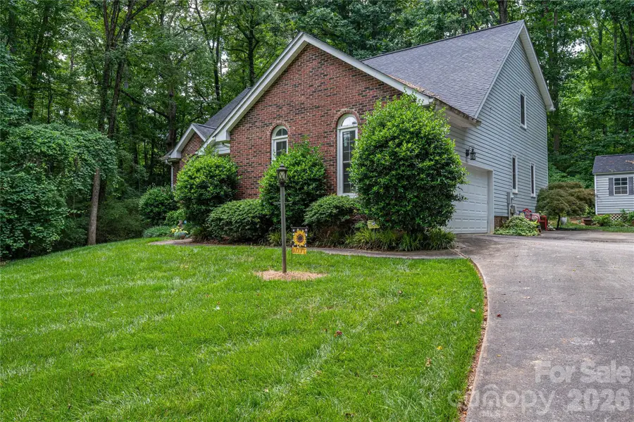 645 Deerfield Drive, Mount Holly, NC 28120 - #3