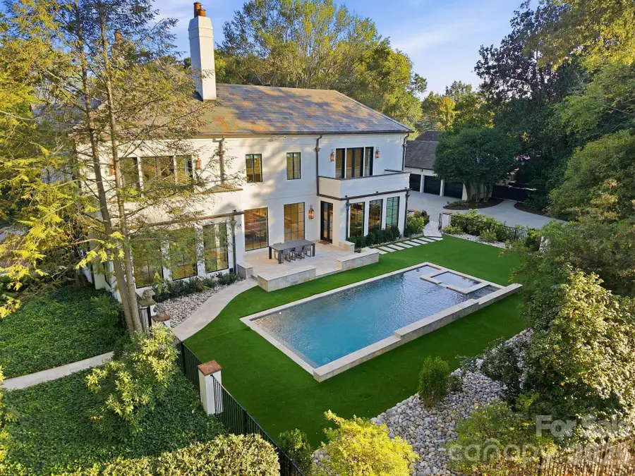 600 Hermitage Road, Charlotte, NC 28207 - #2