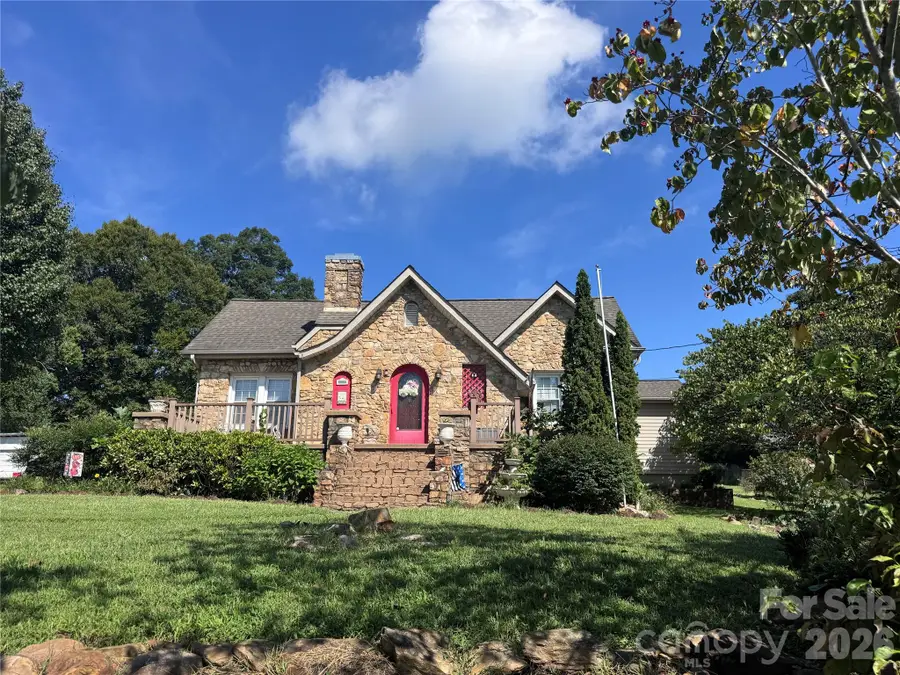 106 Myrtle Street, Morganton, NC 28655 - #3