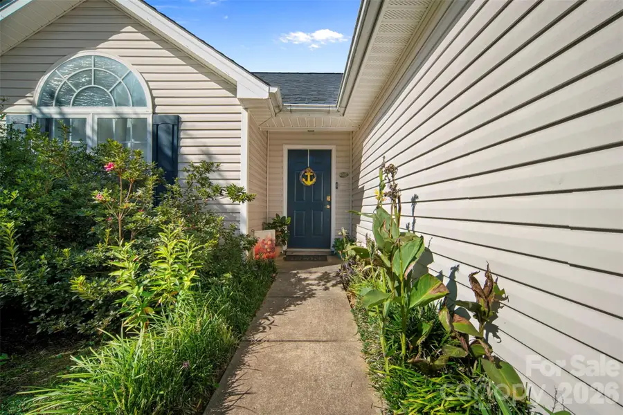 8721 Brookstead Meadow Court, Charlotte, NC 28215 - #2