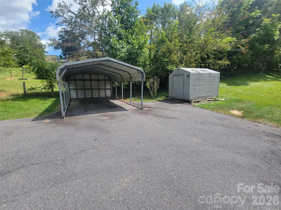 204 Kudzu Loop, Waynesville, NC 28786 - #3