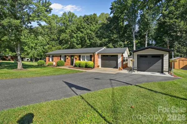 2428 Side Lane, Conover, NC 28613