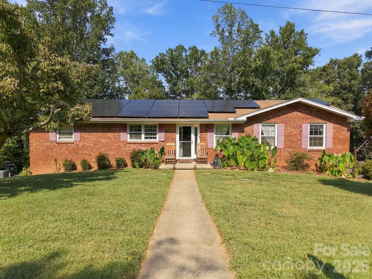 7 Fieldcrest Circle, Asheville, NC 28806 - #1