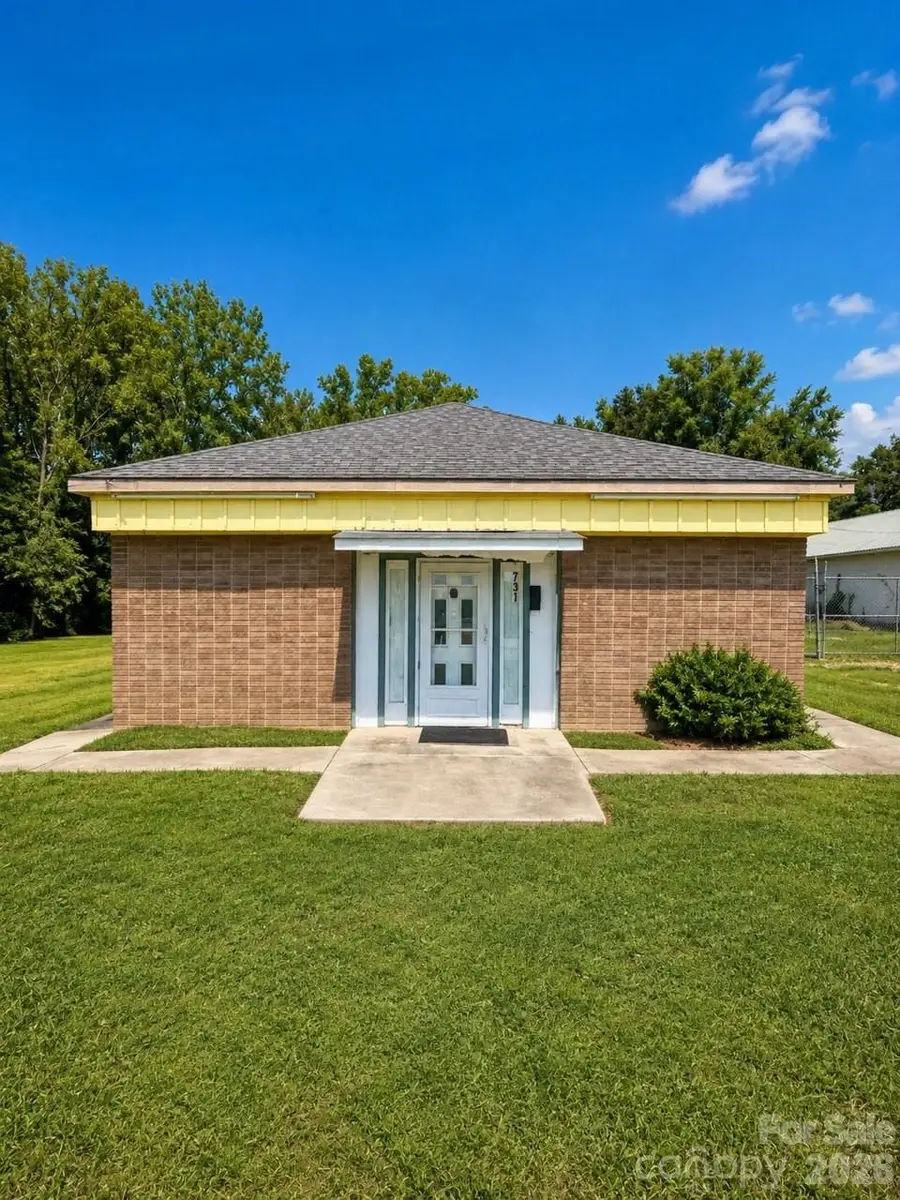 731 S Market Street, Lancaster, SC 29720 - #2