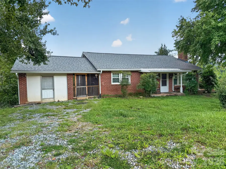 683 Mcdaniel Road, Lake Lure, NC 28746 - #2