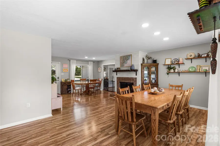 1009 Hollow Road, Chester, SC 29706 - #3