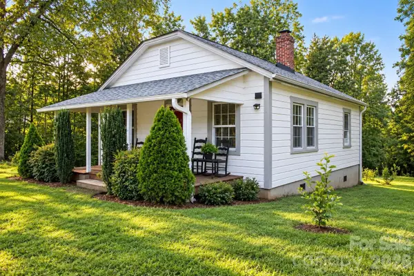579 Hollis Road, Ellenboro, NC 28040