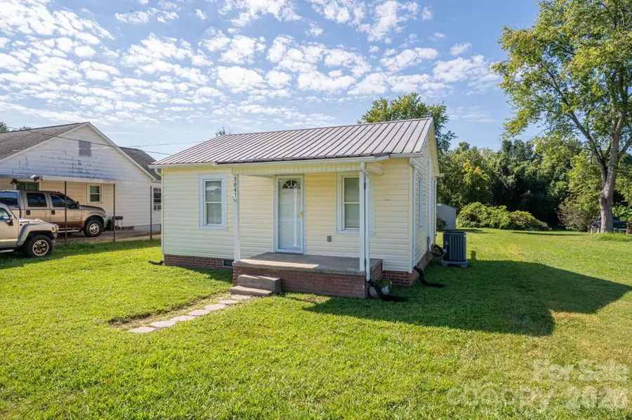 3643 Icard Rhodhiss Road, Connelly Springs, NC 28612 - #2