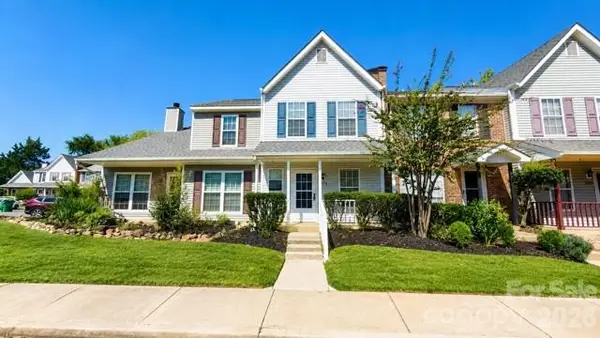 8275 Golf Ridge Drive, Charlotte, NC 28277