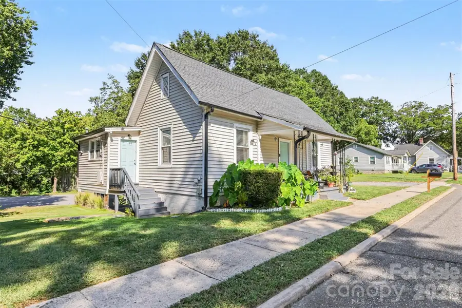 1104 W 7th Avenue, Gastonia, NC 28052 - #2