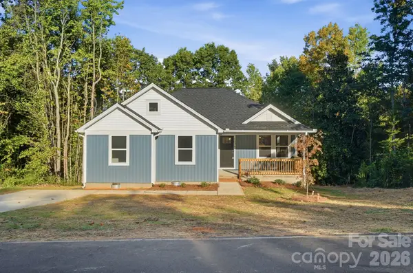 1074 Mountain Crest Drive, Kings Mountain, NC 28086
