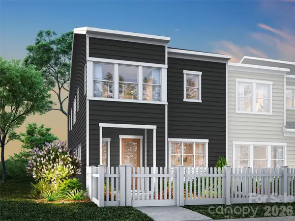 8300 Discovery Lane, Charlotte, NC 28216