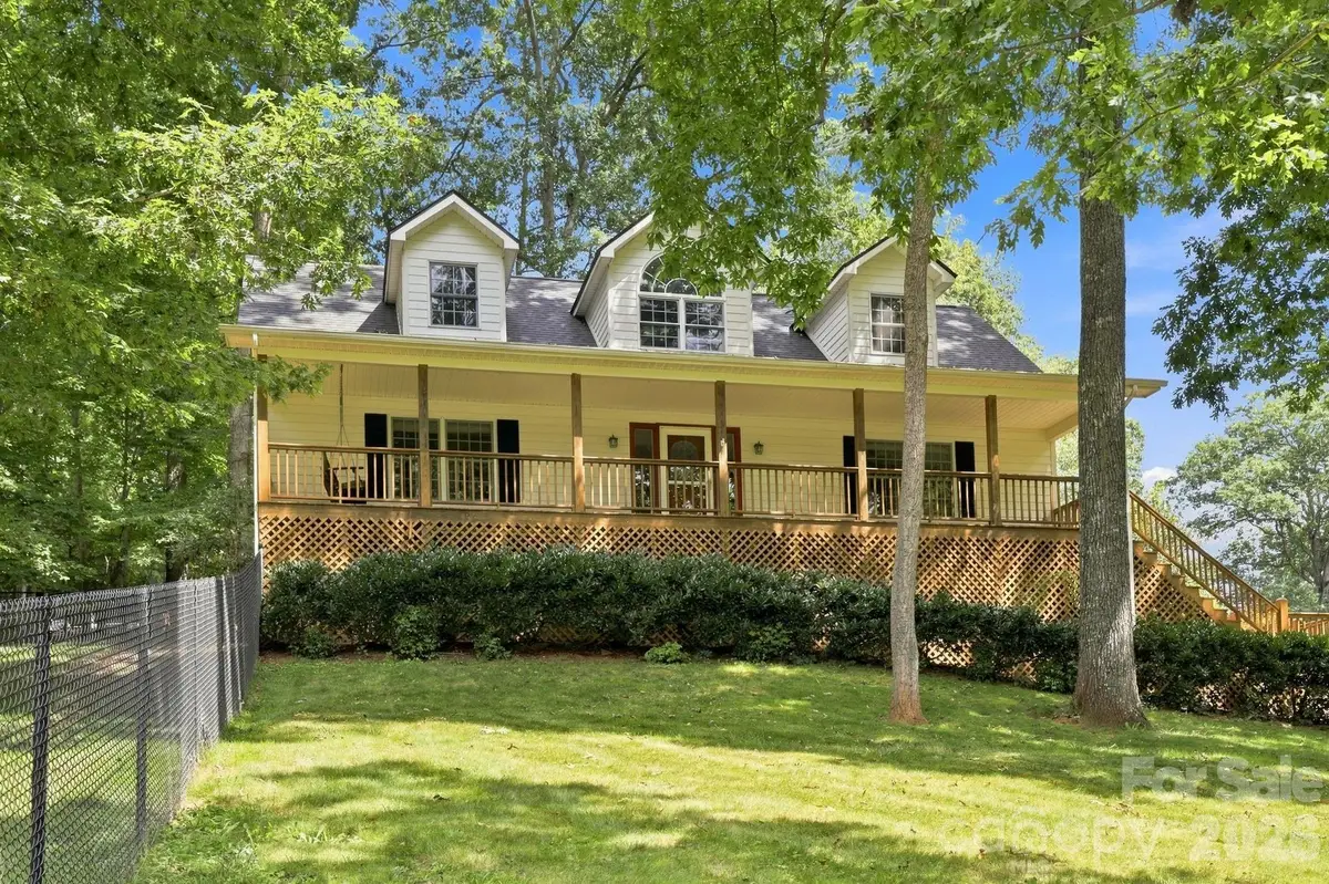 95 Holly Ridge Road, Waynesville, NC 28786 - #1