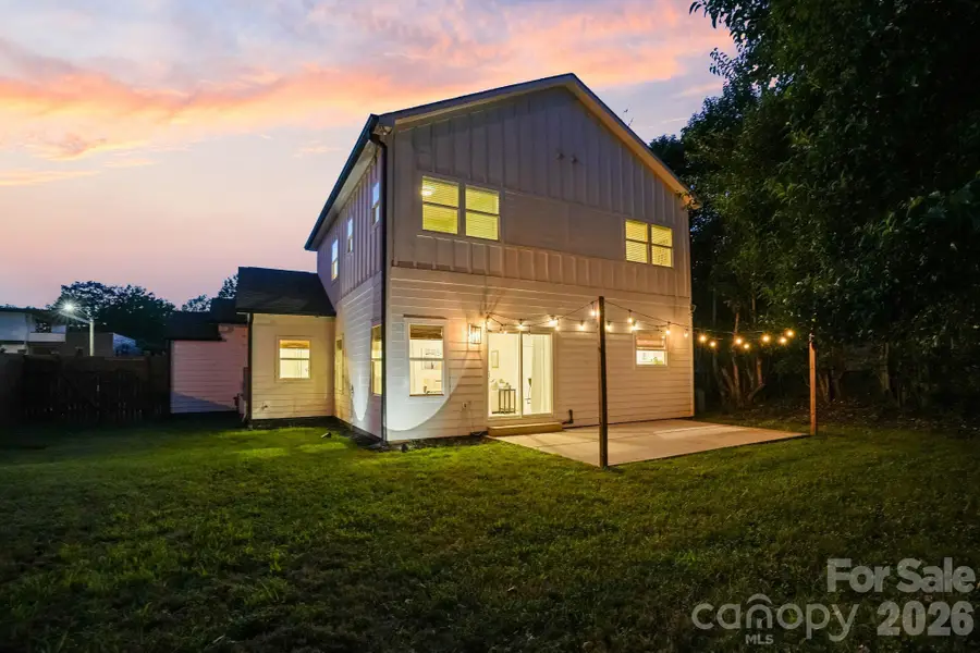 526 Seldon Drive, Charlotte, NC 28216 - #3