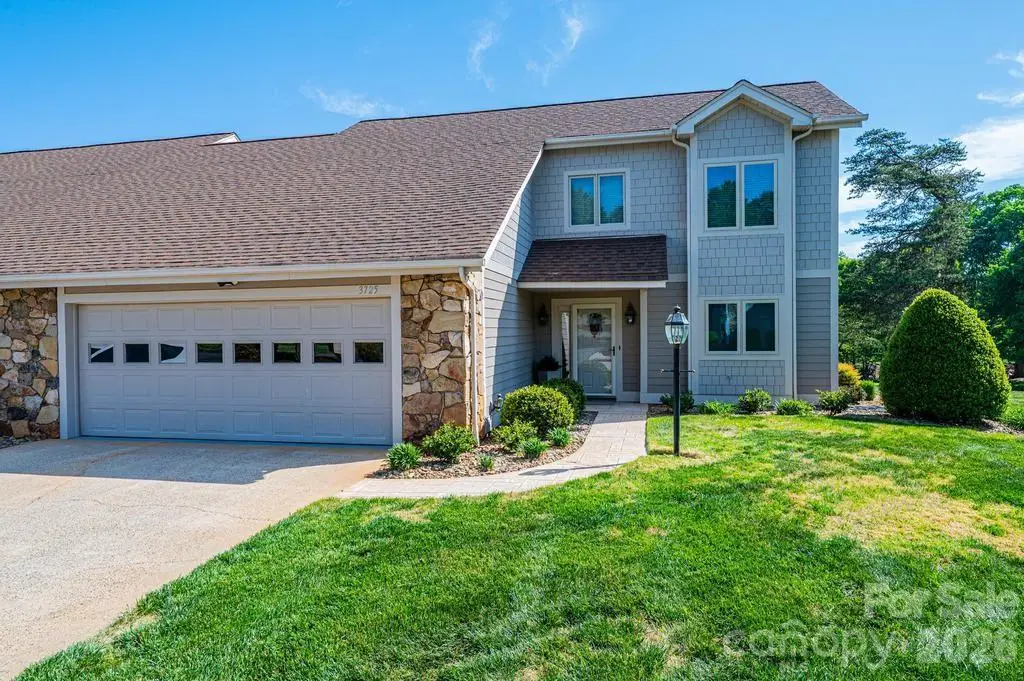 3725 Rock Bridge Drive Ne, Conover, NC 28613 - #1
