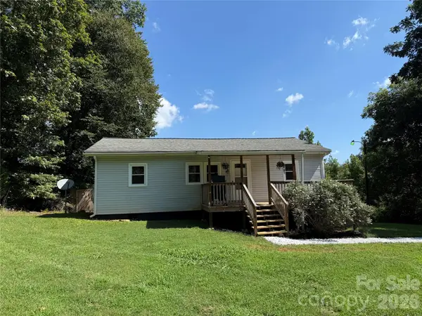 44 Oak Hill Road, Nebo, NC 28761