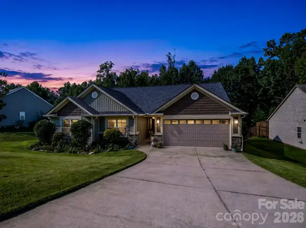 138 Brookwood Creek Drive, Landrum, SC 29356