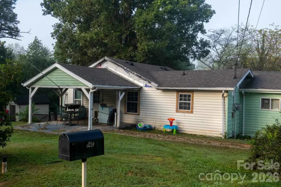 1219 Peak Place Nw, Lenoir, NC 28645 - #2