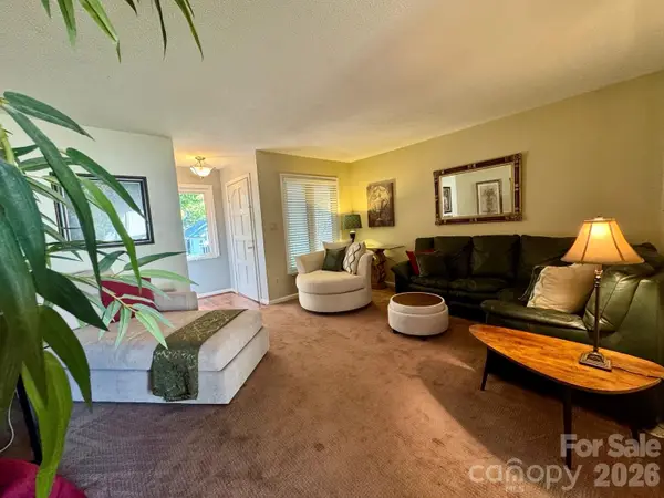 1905 Meadowlark Lane #32, Charlotte, NC 28210